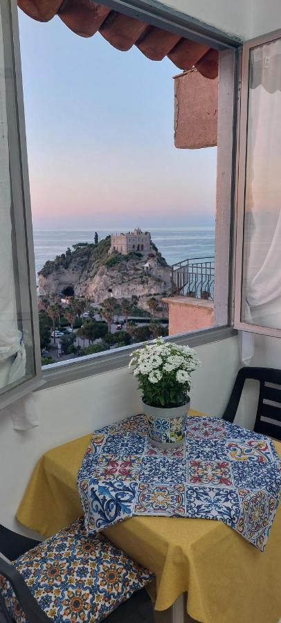 La Finestra Sul Mare Apartment Tropea Exterior photo